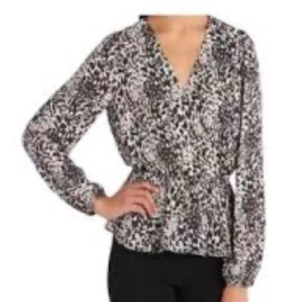 nine britton nwt…super cute